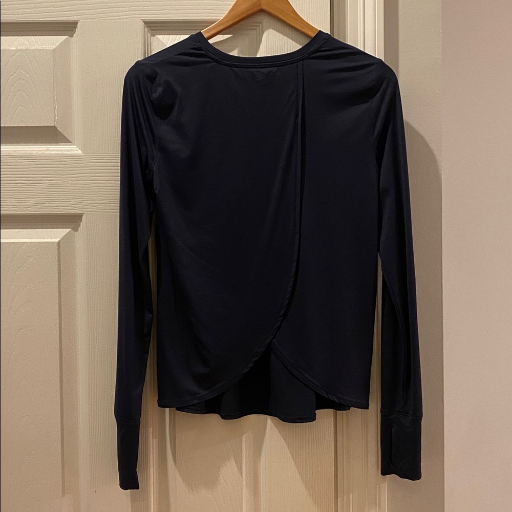 Women XS Athleta Sunlover Flyaway Tulip Open Back Top Shirt Navy Blue 79308